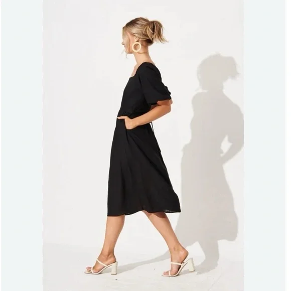 NEW Boden Sky Smocked Short Sleeve Linen Midi Dress